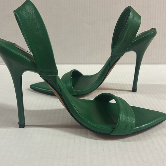 Steve Madden Batali Sling back Heels NWOT - Picture 3 of 10